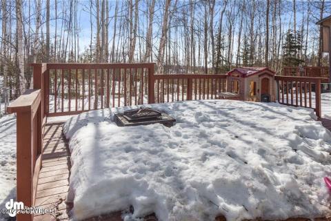 37-Exterior Deck IMG_3636