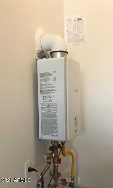 TANKLESS WATER HEATER
