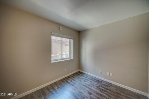 17 Ruth Ave, 308-10