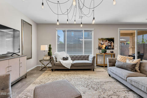 Spacious Great Room