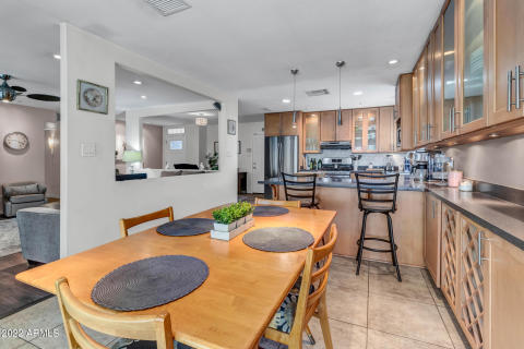 9832 N 29th St-20
