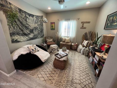 Resting Room (Possible 3rd Bedroom)