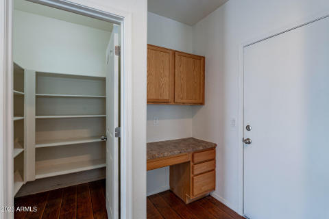 Pantry/Desk area