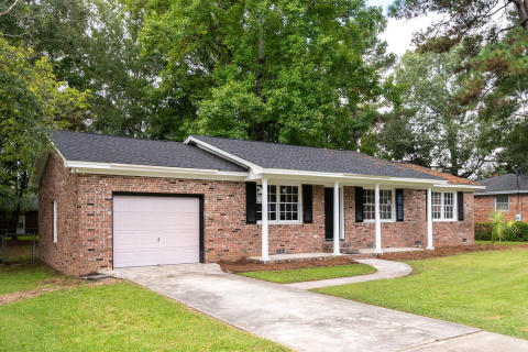 2223 N Dallerton Circle Charleston SC 29
