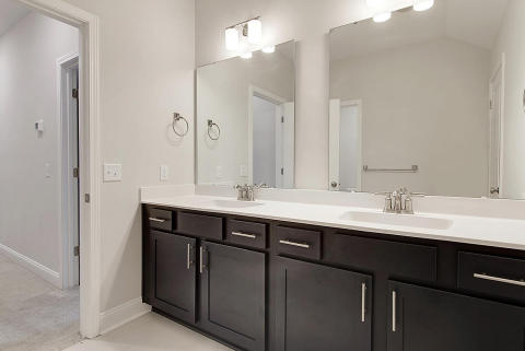 Hall Bath Upstairs