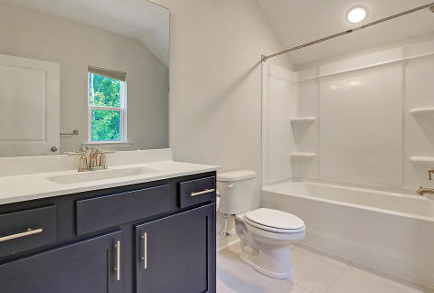 Hall Bath Upstairs