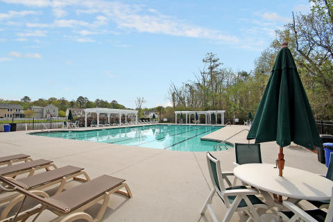 Pool 2