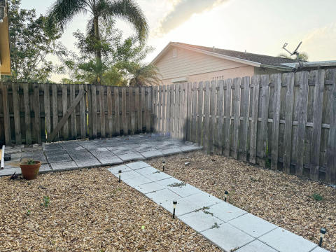 SideYard2