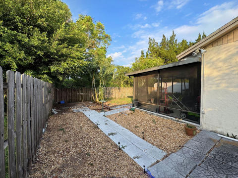 SideYard1