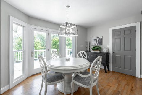 Breakfast Nook