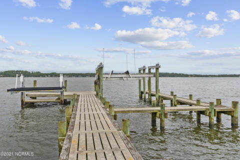 147 Waterway Dr-12