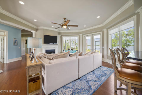 147 Waterway Dr-20