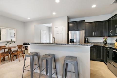 Kitchen (2).jpg Kitchen (2).jpg