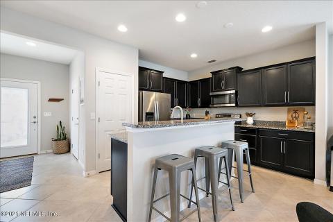 Kitchen-8.jpg Kitchen-8.jpg