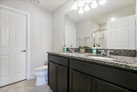 Primary Bathroom-1.jpg Primary Bathroom-1.jpg