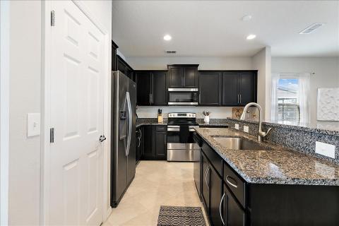 Kitchen (3)-1.jpg Kitchen (3)-1.jpg