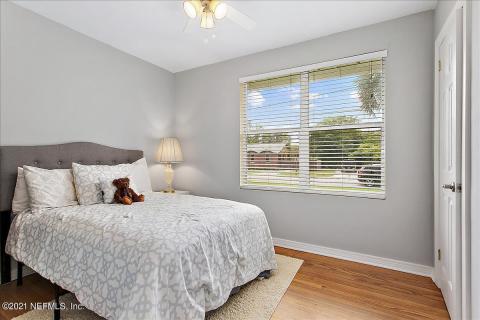 Bedroom (2)-3.jpg Bedroom (2)-3.jpg