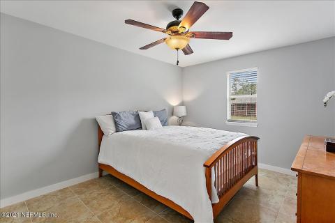 Bedroom-9.jpg Bedroom-9.jpg