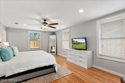 Primary Bedroom-3.jpg Primary Bedroom-3.jpg