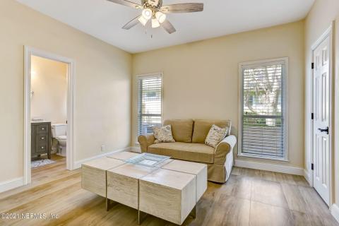 Guest Bedroom downstairs