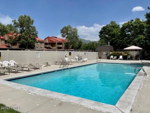 Chateau Foret Pool