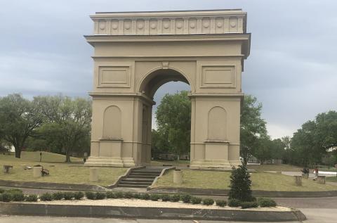 Le Triomphe Arch