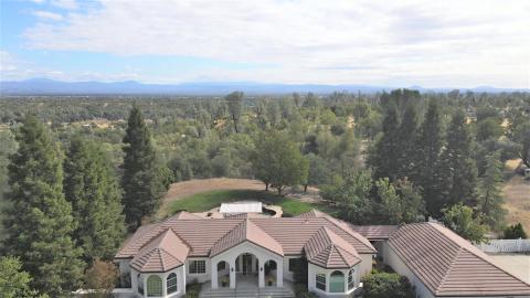 Ponce home with Views