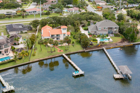 Amzing Riverfront