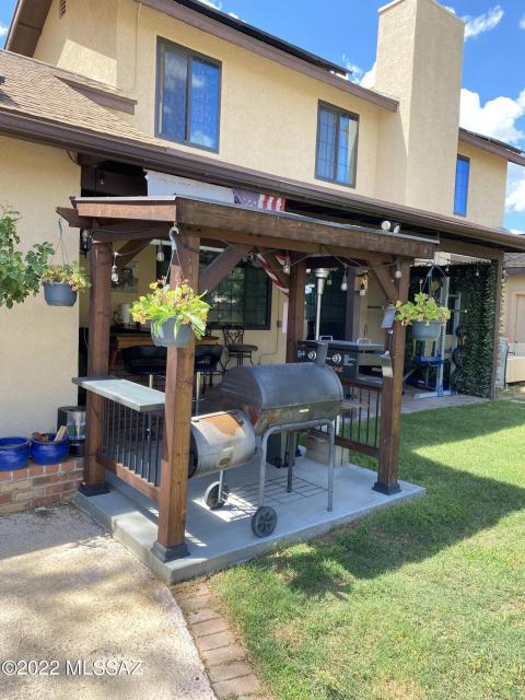 outside grill area