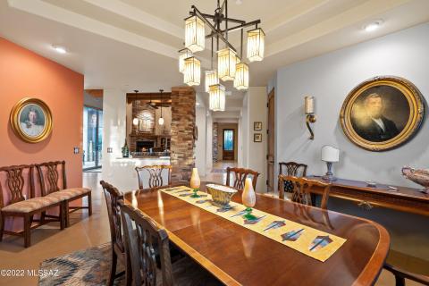 23-Dining Area