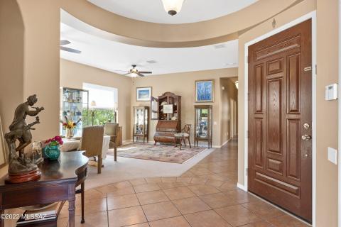 06-Entryway
