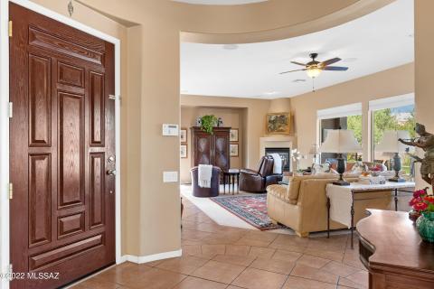 07-Entryway