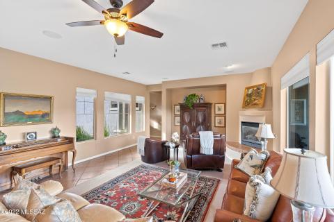 10-Living Area
