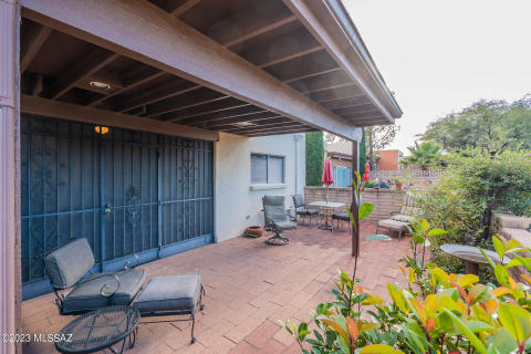 Covered Patio Seating Area Covered Patio Seating Area