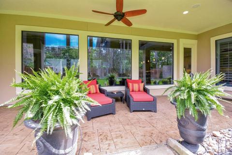 Quiet outdoor space on the other side of living area