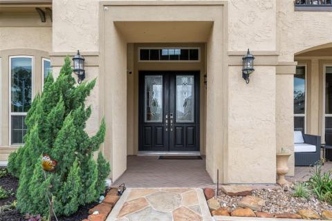 Large entry with covered porch Large entry with covered porch