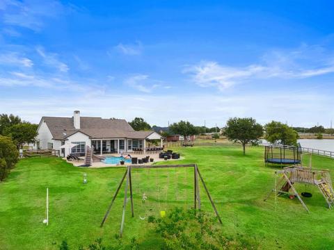Tether, swing set, outdoor Playset, Trampoline and enough room for a game of football, soccer, baseball or put that Barn in for your Horse!