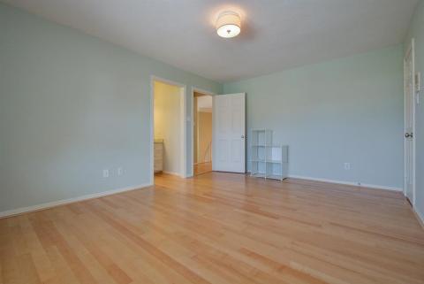 The dimensions of secondary bedrooms are really incredible. Any of them may also be used for alternate purposes; such as a nursery, hobby or computer room? It's all up to you!
