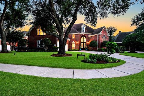 Impeccably and attentively maintained, inside and out, the home cleary shows proud ownership and dazzling curb appeal. Especially dramatic at dusk, this special residence makes its visual impact any time of day. Inside, are 5 bedrooms, 3-1/2 baths, all sitting on a 10,494 square-foot-lot with 5,785 square-feet of lush interior living space.