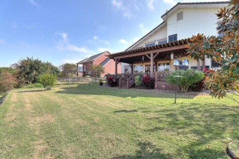 javascript:ManageMediaJS.showDetails(18);