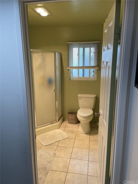 2nd bedroom bathroom