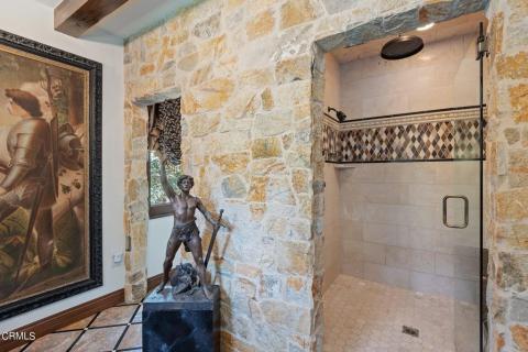44-web-or-mls-31 - Primary Bathroom