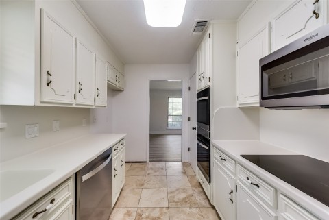 Kitchen with New Whirlpool Appliances March 2023