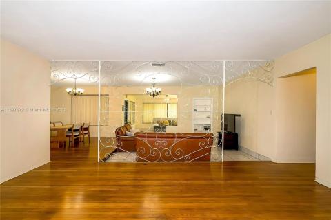 Listing picture 9