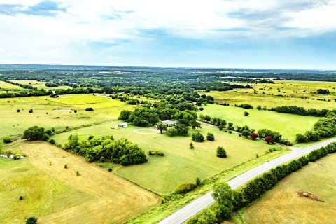 Bird's eye view featuring a rural view