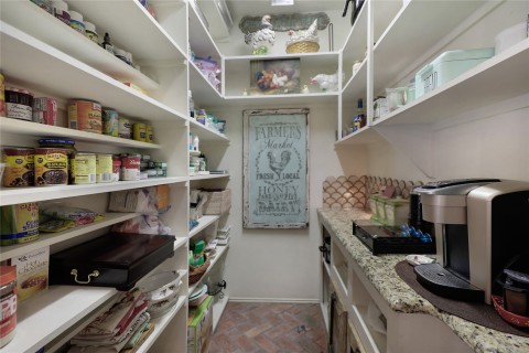 Large walk in Pantry