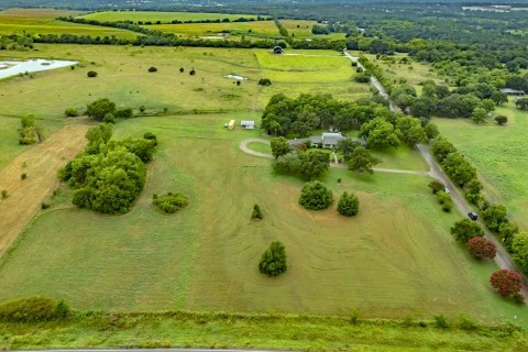 Aerial view featuring a rural view