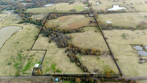 Aerial view featuring a rural view