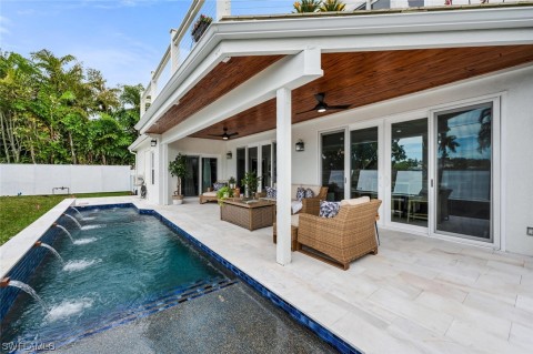 Lanai & pool