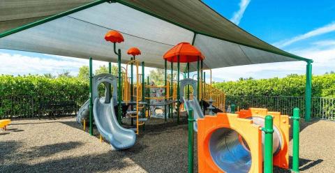 7 B PLAYGROUND